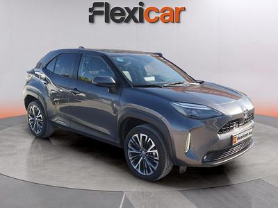 Usado Toyota Yaris Hybrid Active 116 CV (85 kW) 2021 Gris