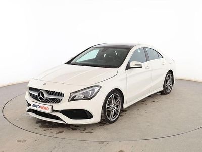 Usado Mercedes CLA200 AMG line 136 CV (100 kW) 2017 Blanco Berlina