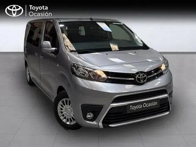 Begagnad Toyota Proace Verso 145 HK (106 kW) 2024 Grå Kombi