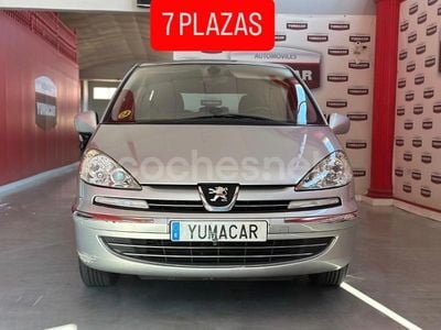 Peugeot 807