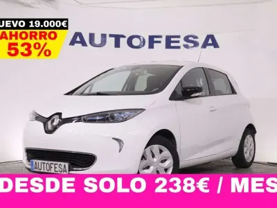 Usado Renault Zoe Life 64 kW (88 CV) 2016 Blanco Utilitario
