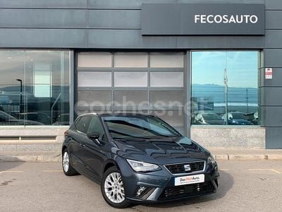 Usado Seat Ibiza FR 115 CV (84 kW) 2025 Gris / plata Berlina