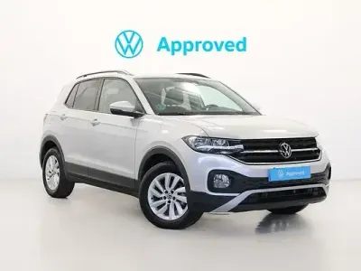 Usado VW T-Cross Advance 110 CV (80 kW) 2022 Gris SUV