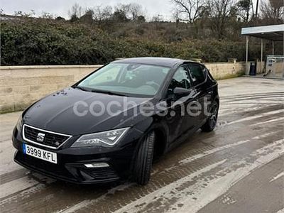 Usado Seat Leon FR 125 CV (91 kW) 2017 Negro Berlina