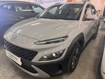 Usado Hyundai Kona 141 CV (103 kW) 2023 Gris / plata SUV