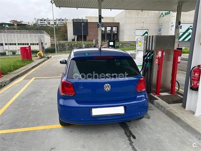Usado VW Polo Sport 70 CV (51 kW) 2010 Azul Utilitario