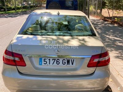 Mercedes E220