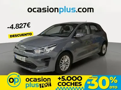 Usado Kia Rio 100 CV (73 kW) 2022 Negro