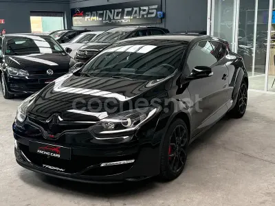 Usado Renault Mégane R.S. 275 CV (202 kW) 2015 Negro Coupe