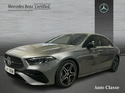 Usado Mercedes A180 136 CV (100 kW) 2025 Gris Berlina