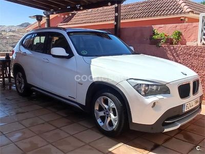 Usado BMW X1 Comfort Edition 143 CV (105 kW) 2012 Blanco SUV