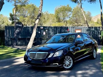Usado Mercedes E250 Elegance 204 CV (150 kW) 2009 Azul Berlina