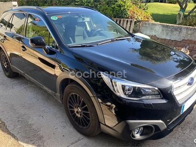 Negro Usado 2016 Subaru Outback Familiar | 12.800 € (Precio justo)
