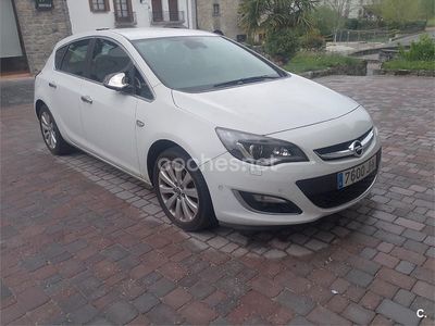 Usado Opel Astra Excellence 140 CV (102 kW) 2017 Blanco Berlina