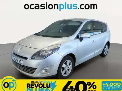 Usado Renault Scenic E-Tech Dynamique 131 CV (96 kW) 2011 Gris Monovolumen