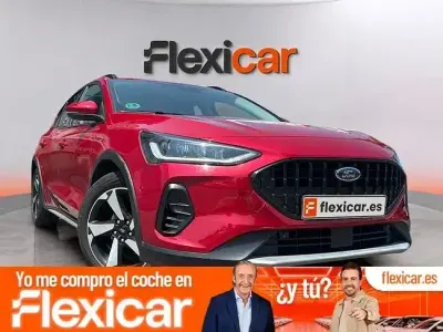 Usado Ford Focus Active X 115 CV (84 kW) 2024 Rojo Berlina