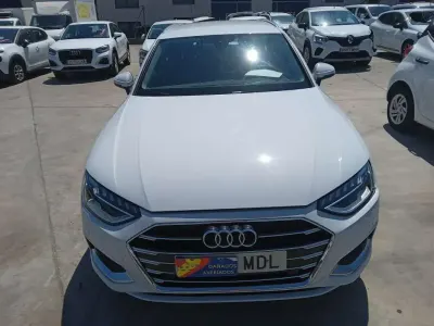 Usado Audi A4 Advanced 163 CV (119 kW) 2023 Blanco Familiar