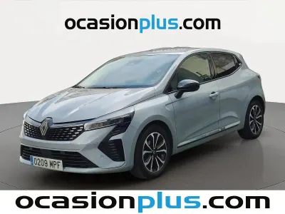 Usado Renault Clio Techno 90 CV (66 kW) 2024 Gris Utilitario