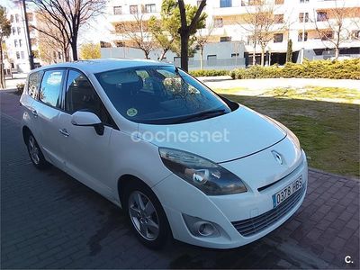 Usado Renault Grand Scénic III Dynamique 130 CV (95 kW) 2011 Blanco Monovolumen