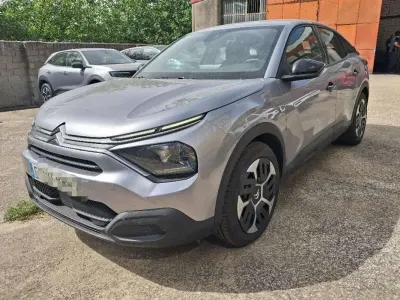Usado Citroën C4 101 CV (74 kW) 2024 Gris SUV