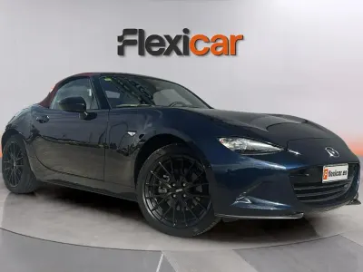 Usado Mazda MX5 Edition 184 CV (135 kW) 2021 Azul Descapotable