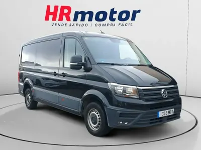 Usado VW Crafter 102 CV (75 kW) 2022 Negro Van