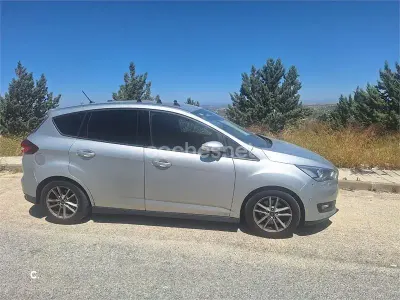 Usado Ford C-MAX Trend 150 CV (110 kW) 2019 Gris / plata Monovolumen