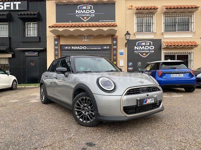 Usado Mini Cooper 114 kW (156 CV) 2024 Gris / plata Utilitario