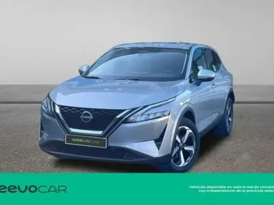Usado Nissan Qashqai N-Connecta 141 CV (103 kW) 2024 Plateado SUV