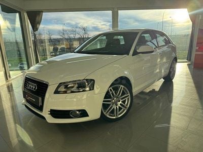 Usado Audi A3 Attraction 125 CV (91 kW) 2011 Blanco Utilitario