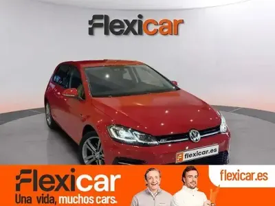 Usado VW Golf VII Sport 150 CV (110 kW) 2020 Rojo Berlina