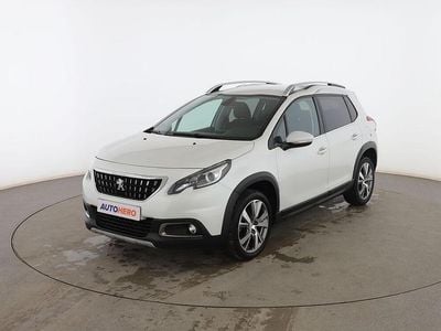 Usado Peugeot 2008 Allure 100 CV (73 kW) 2017 Blanco SUV