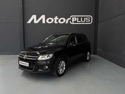 Begagnad VW Tiguan Business 140 HK (102 kW) 2014 Svart SUV