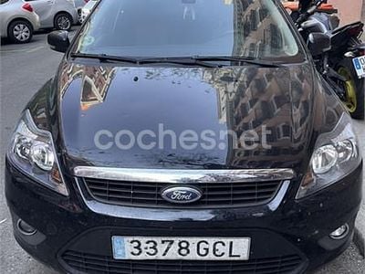 Käytetty Ford Focus Trend 115 HP (84 kW) 2008 Musta Sedan