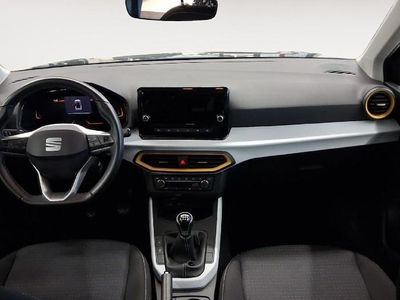 Gris Usado 2025 Seat Arona Style SUV | 18.000 € (Precio justo)