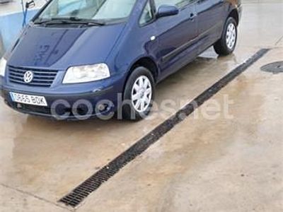 Usado VW Sharan Comfortline 110 CV (80 kW) 2000 Azul Monovolumen