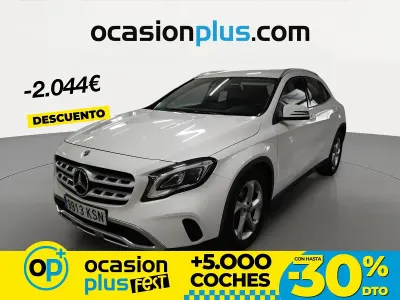 Begagnad Mercedes GLA200 136 HK (100 kW) 2018 Vit SUV