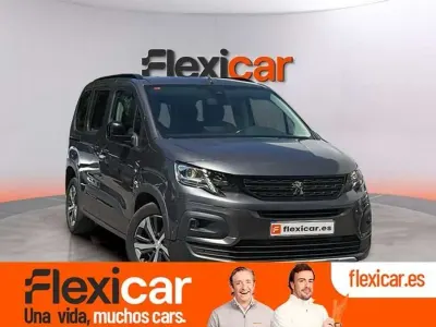 Usado Peugeot Rifter Allure 101 CV (74 kW) 2023 Gris Monovolumen