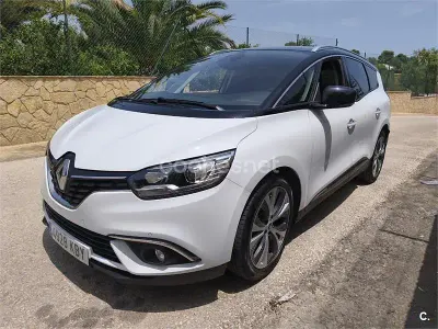 Usado Renault Grand Scénic IV Edition One 130 CV (95 kW) 2017 Blanco Monovolumen