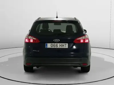 Używany Ford Focus Trend 116 KM (85 kW) 2011 Niebieski Kombi