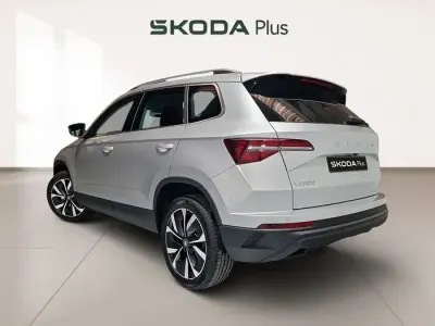 Nuevo Skoda Karoq 150 CV (110 kW) 2026 Gris plata SUV