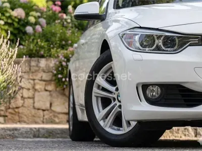 Usado BMW 320 184 CV (135 kW) 2015 Blanco Familiar