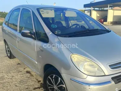 Usado Citroën Xsara Picasso 110 CV (80 kW) 2009 Gris / plata Monovolumen