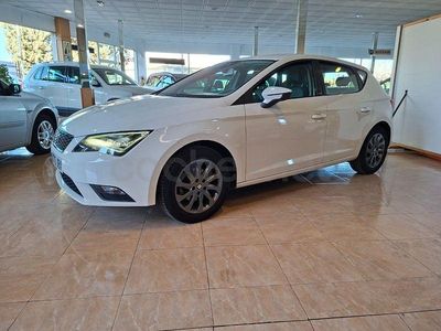 Usado Seat Leon I-Tech 105 CV (77 kW) 2014 Blanco Berlina