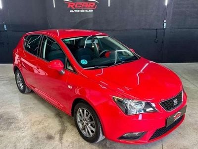 Usado Seat Ibiza ST Style 86 CV (63 kW) 2015 Rojo Familiar