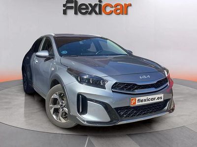 Usado Kia XCeed 120 HP (88 kW) 2023 Cinzento SUV