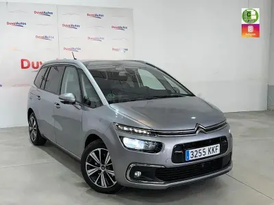 Usado Citroën Grand C4 Picasso Shine 150 CV (110 kW) 2018 Gris / plata Monovolumen
