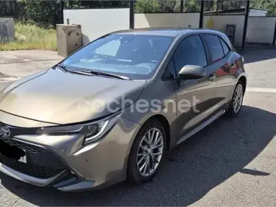 Usado Toyota Corolla 122 CV (89 kW) 2019 Verde Berlina