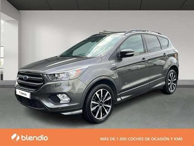 Usado Ford Kuga Titanium 182 CV (133 kW) 2016 Gris SUV