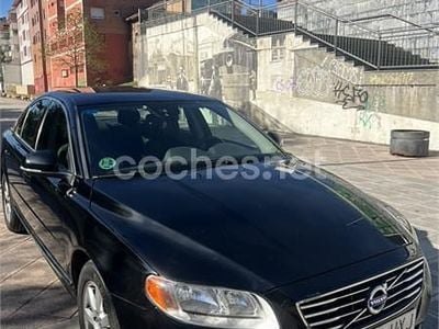 Negro Usado 2014 Volvo S80 Momentum Berlina | 11.300 €